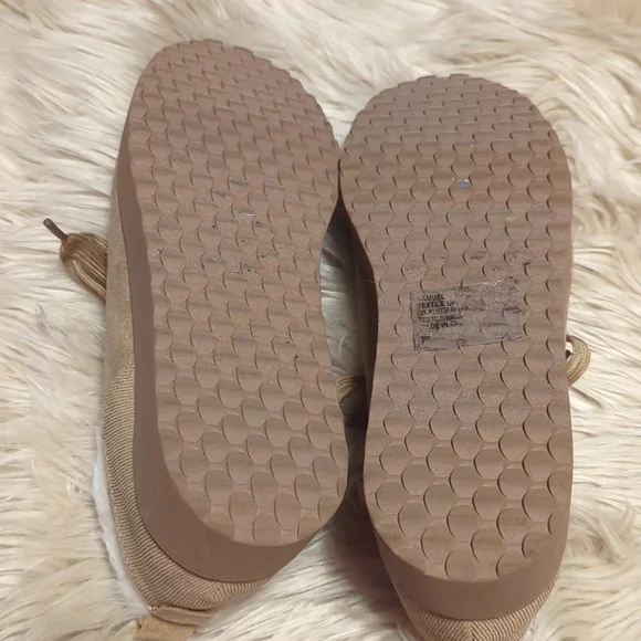 Tan jellypop fur lined tan Laceup shoes size 9M - Picture 7 of 8